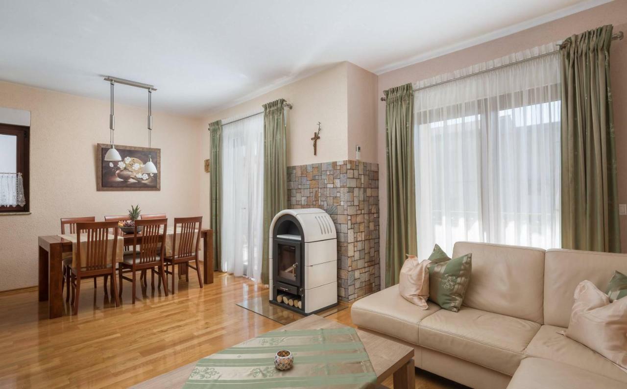 Apartment Novi Kastela Ngoại thất bức ảnh