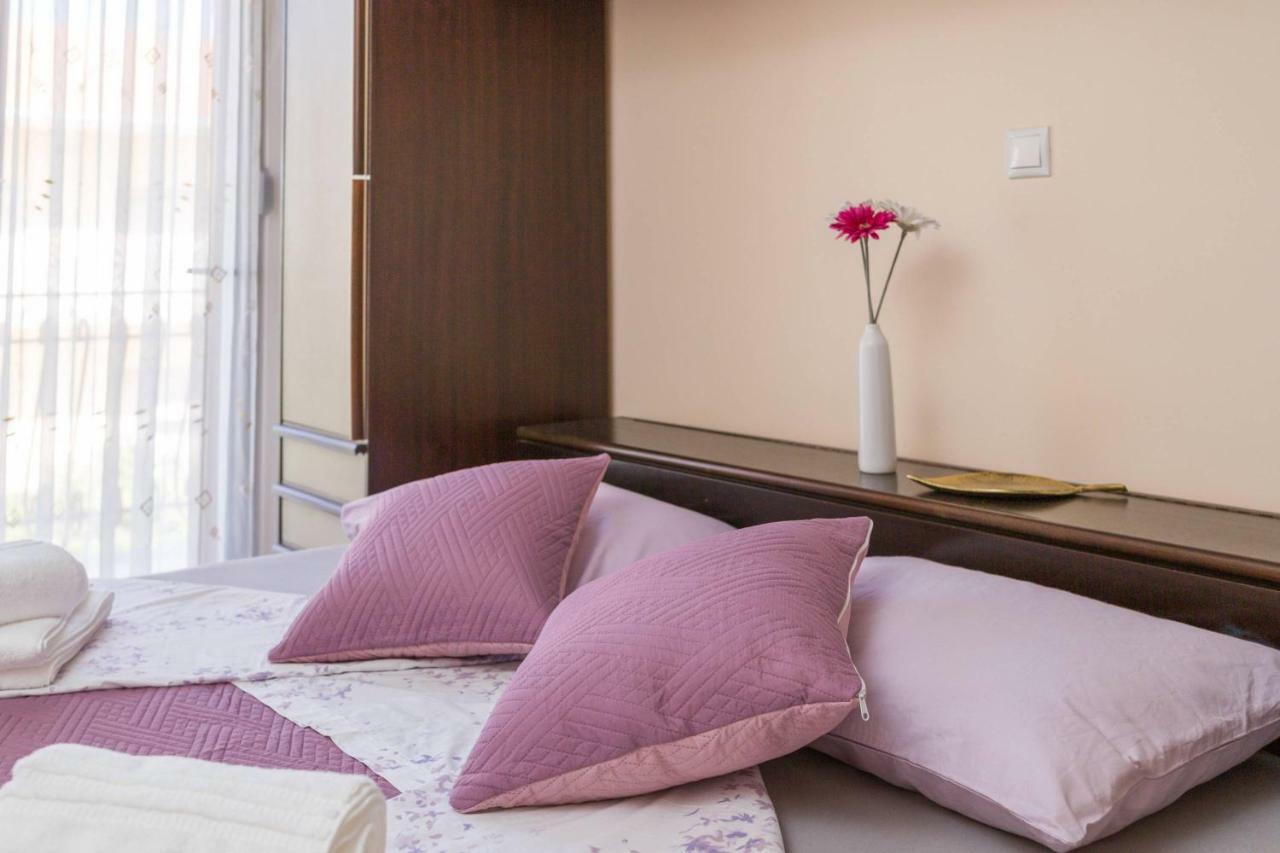 Apartment Novi Kastela Ngoại thất bức ảnh