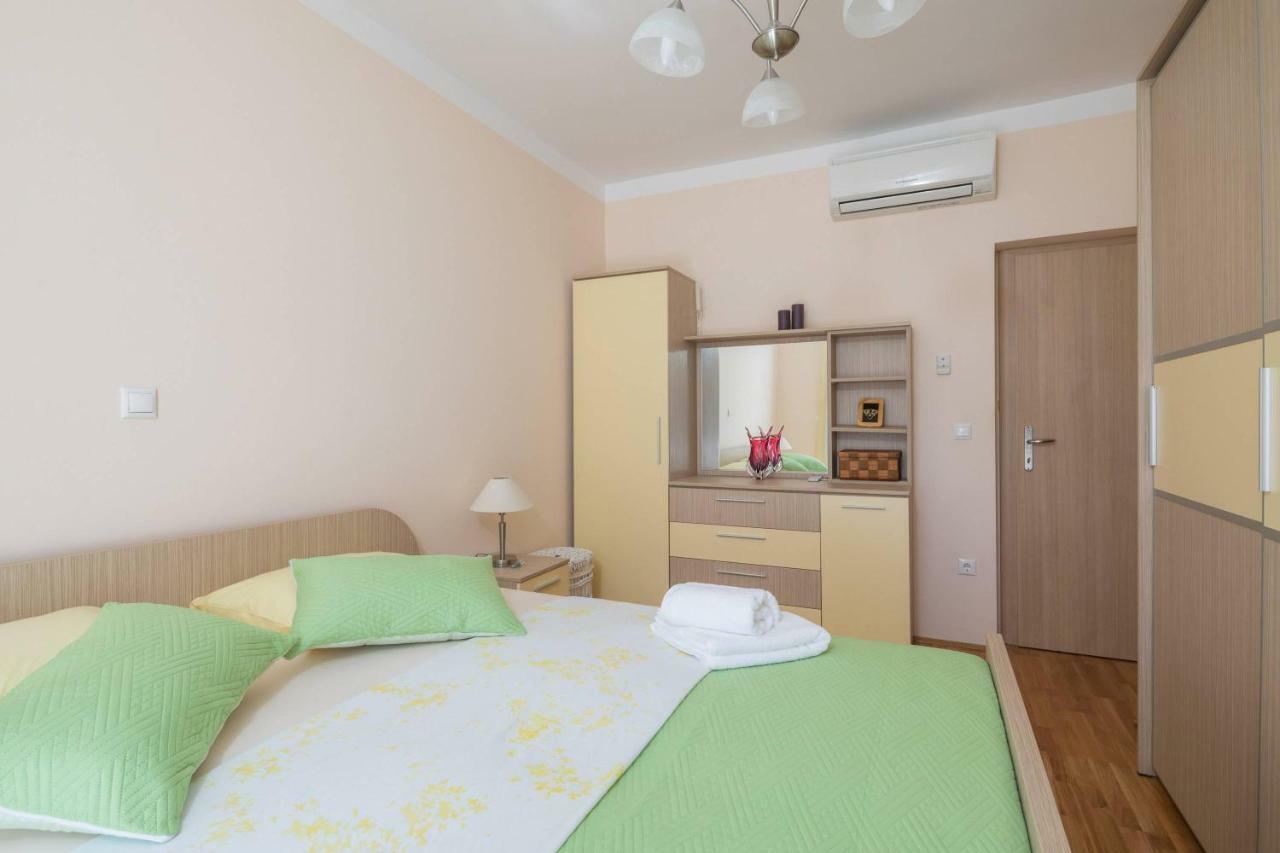 Apartment Novi Kastela Ngoại thất bức ảnh
